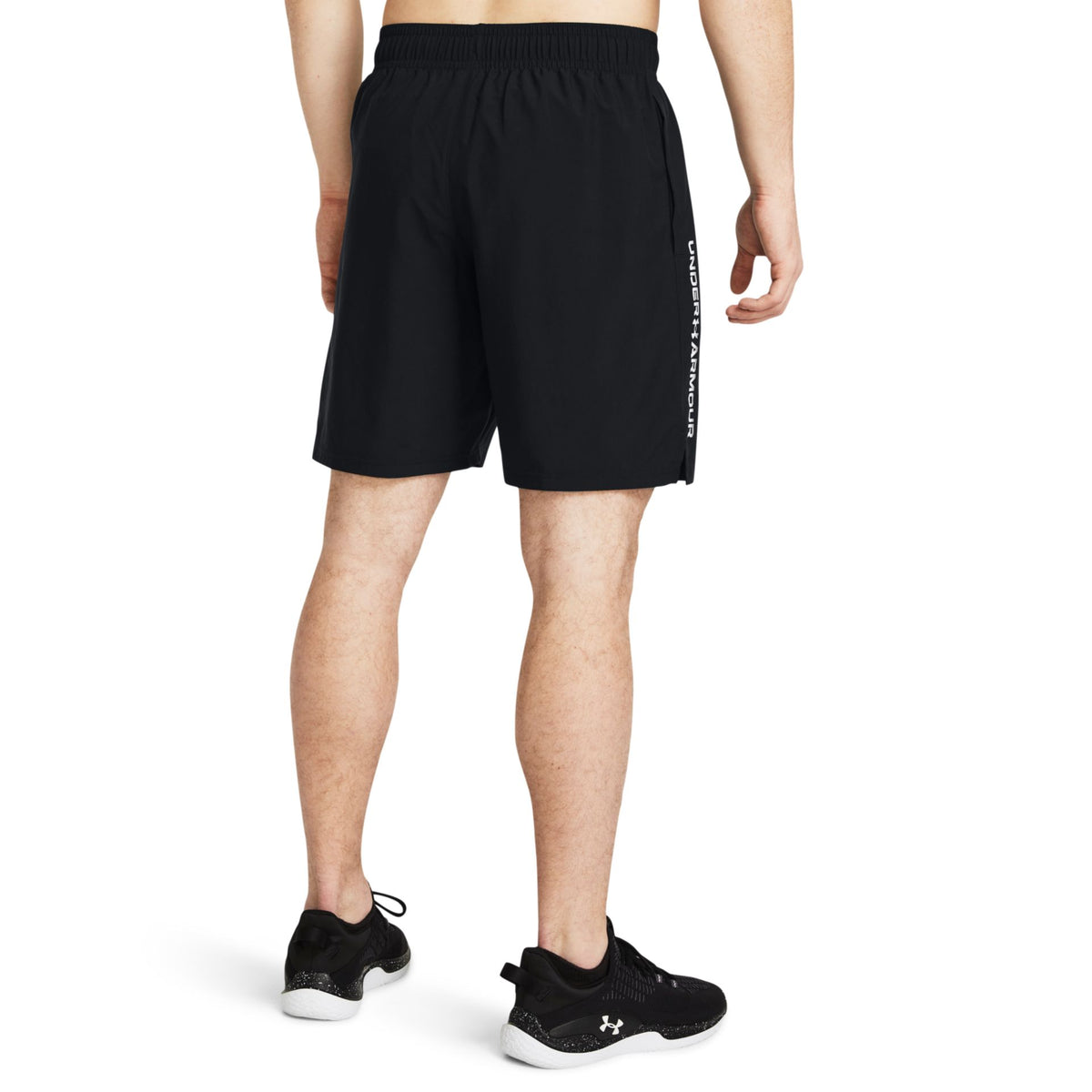 Under Armour Woven Shorts – schwarz