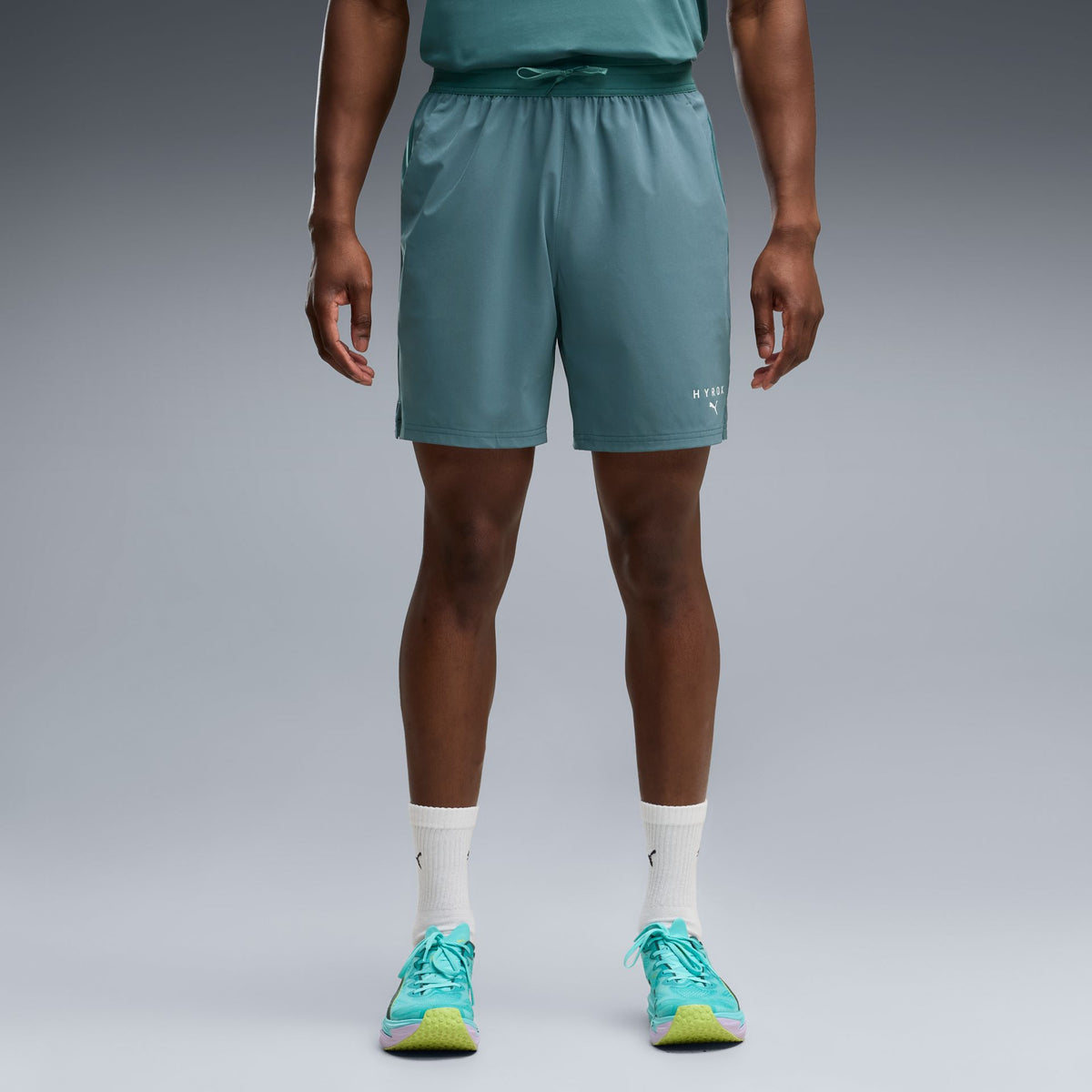Puma M PUMA x HYROX 7" PWRTRAIN SHORT – grün