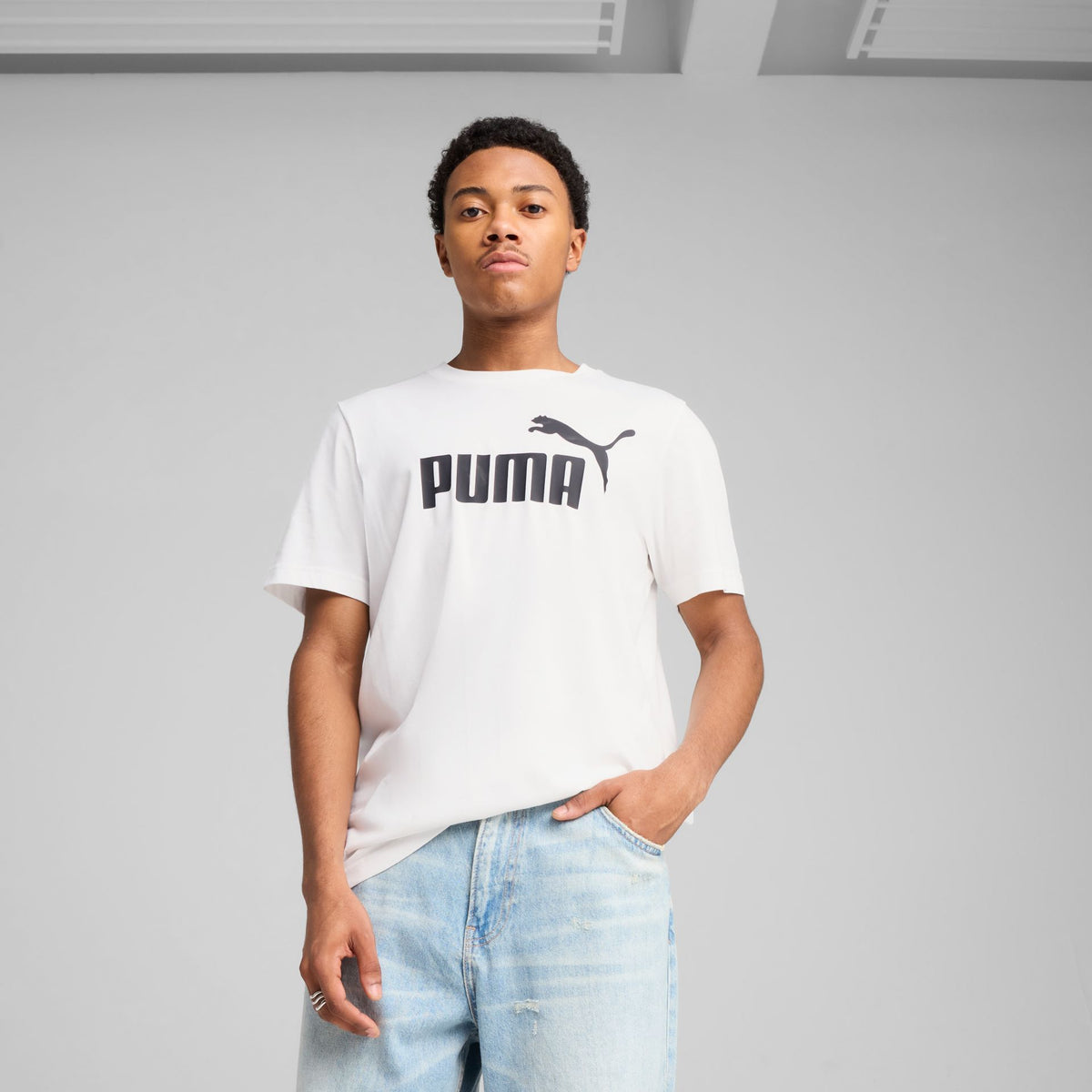 Puma ESS No. 1 Logo Tee – weiß