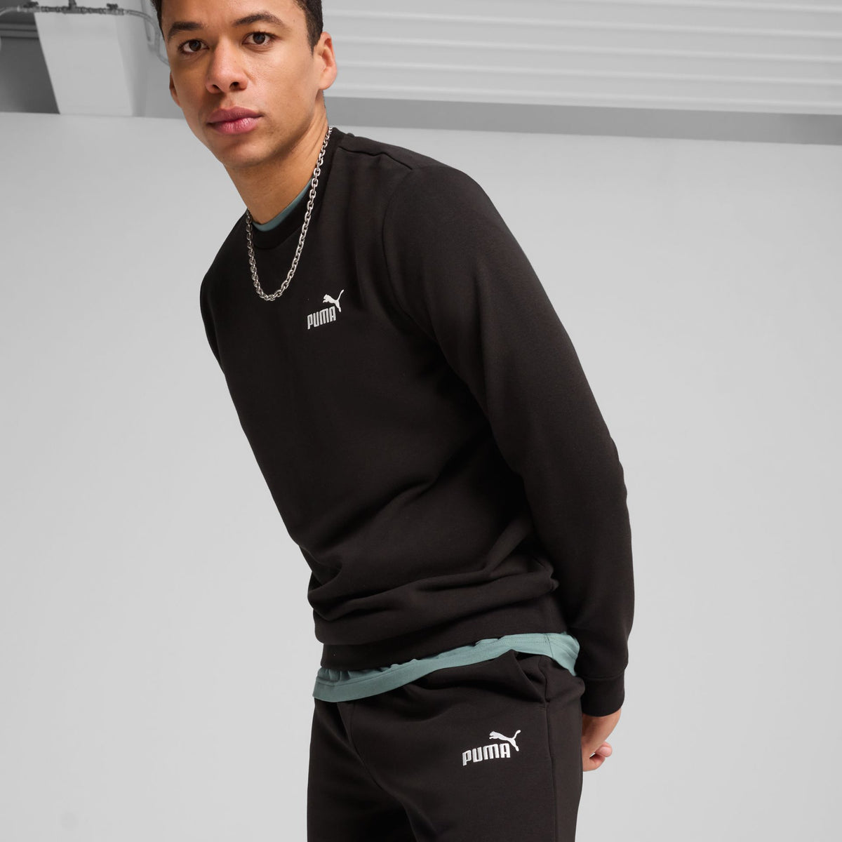 Puma ESS No. 1 Logo Sweatpants TR cl – schwarz