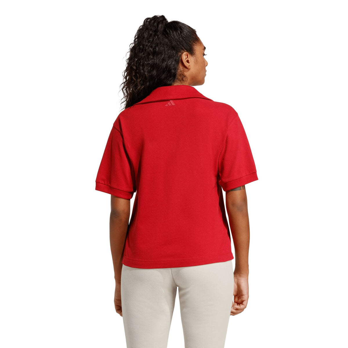 Adidas Seasonal Essentials Colorpop Polo with Embroidered Graphic – rot