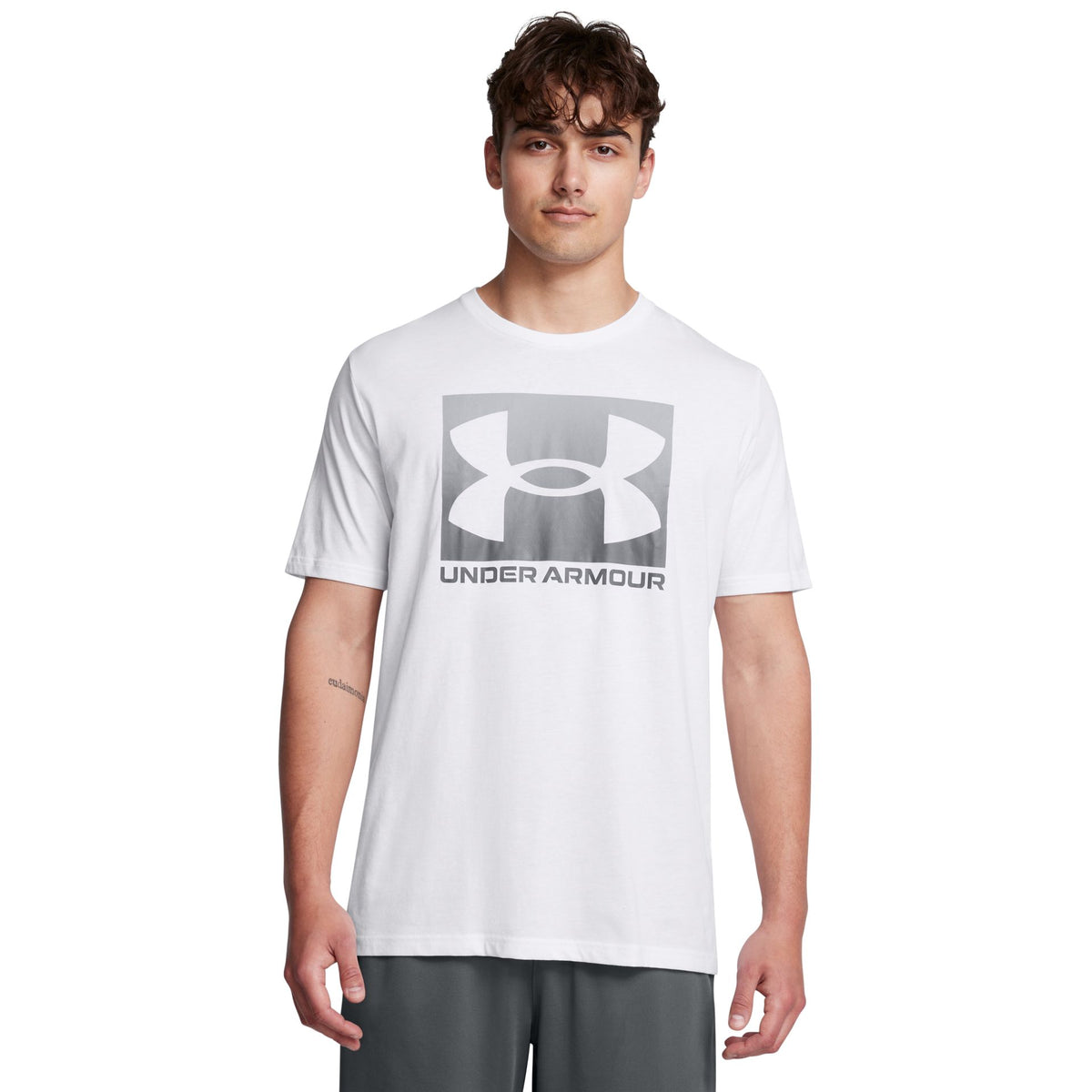 Under Armour Boxed Sports Short Sleeve – weiß