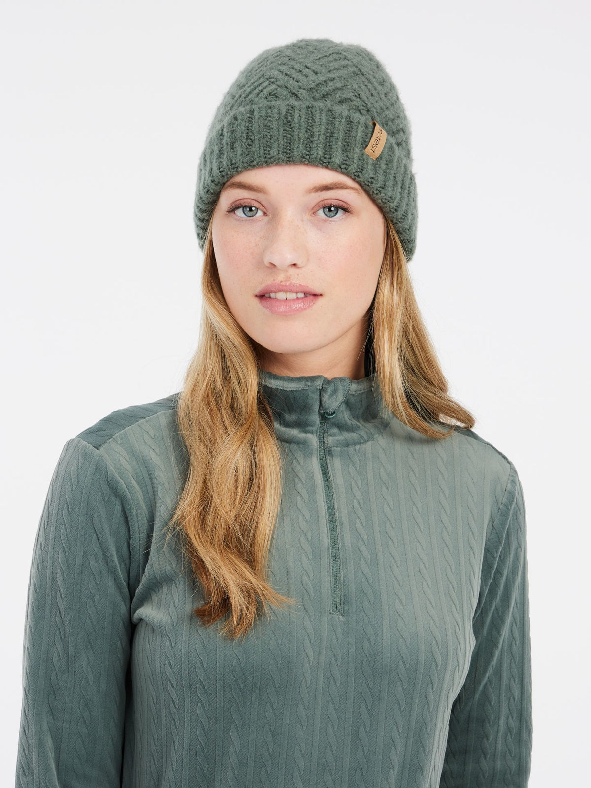 Protest PRTGAIL 1/4 zip active top