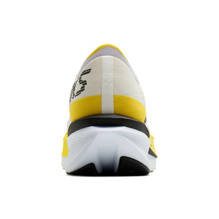 Brooks Hyperion Max 4 – weiß