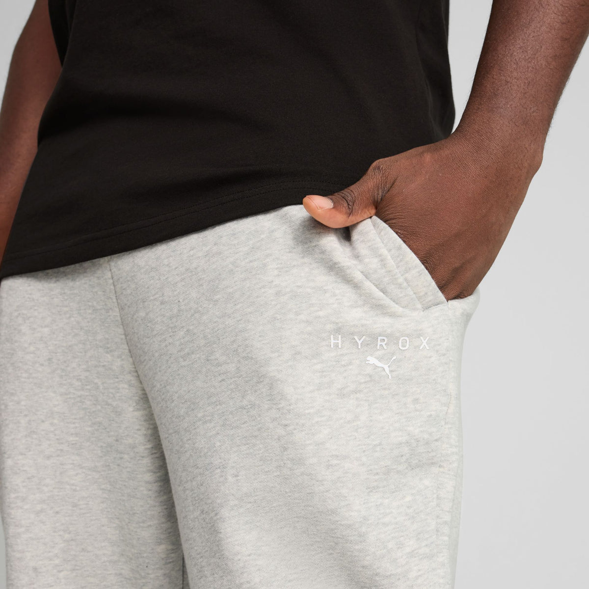 Puma UNISEX PUMA x HYROX FLEECE SWEATPANT