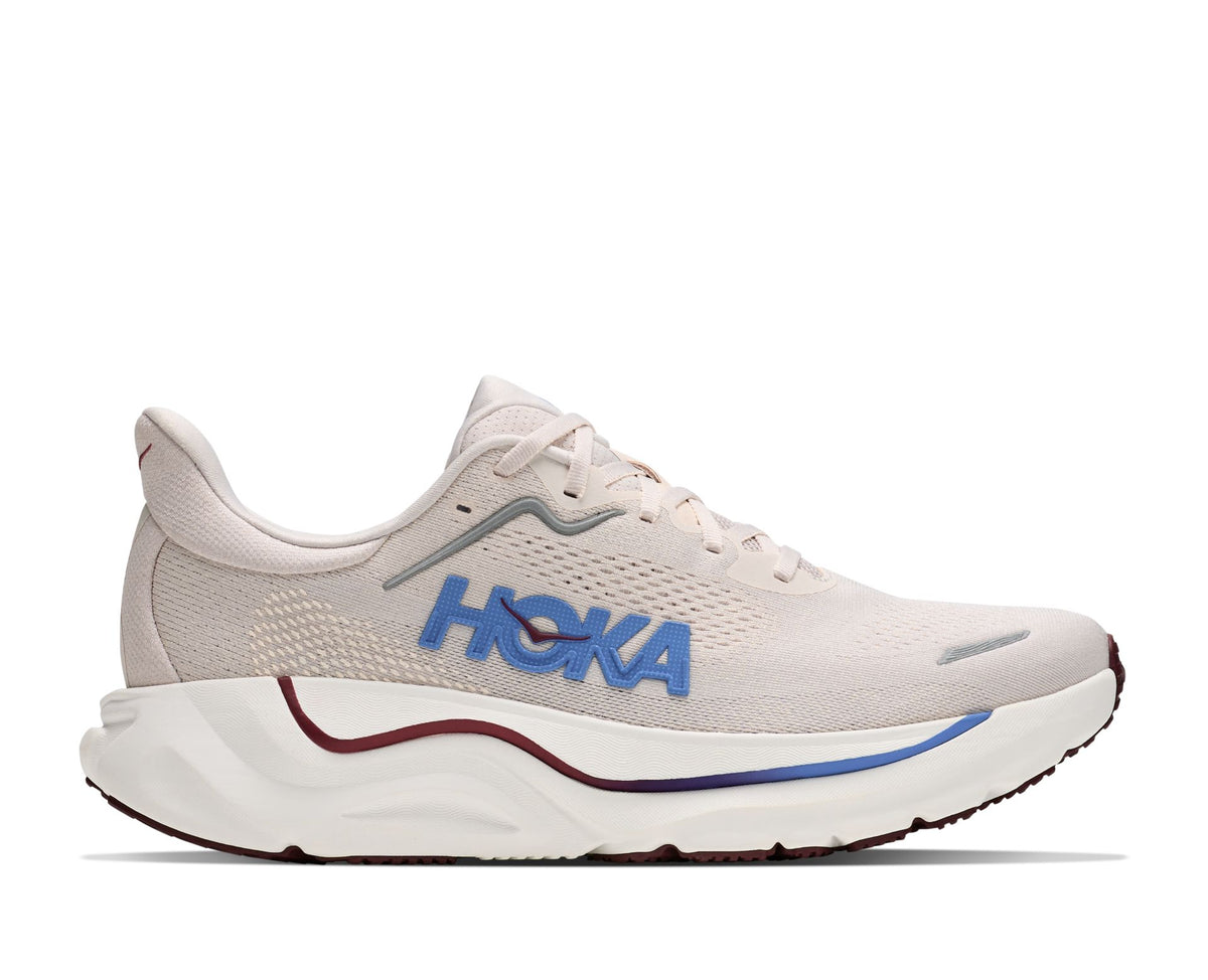 Hoka ARAHI 9
