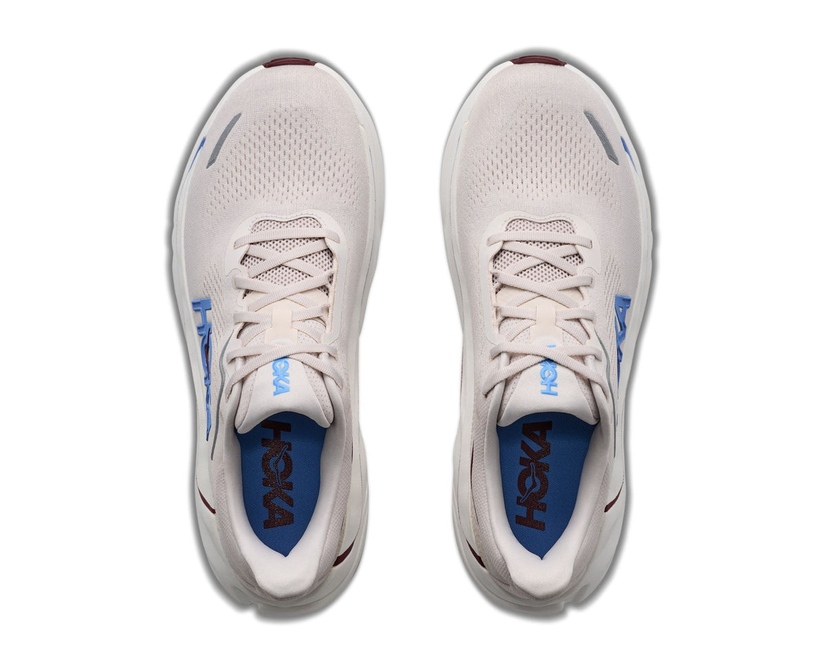 Hoka ARAHI 9